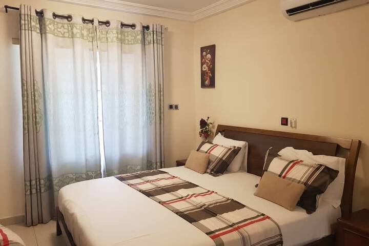 Room 9 of 49