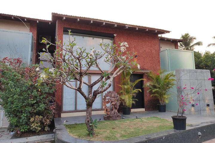 Mangrove Villa