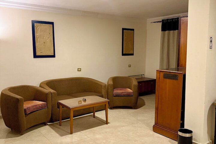 Room 30 of 55