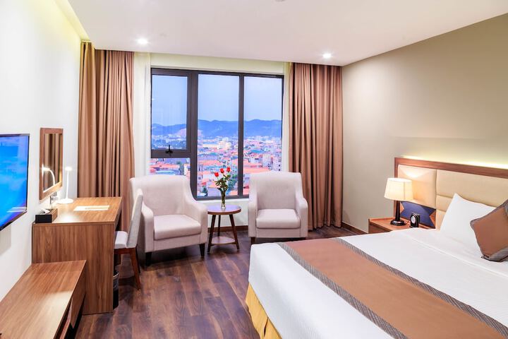Room 14 of 60