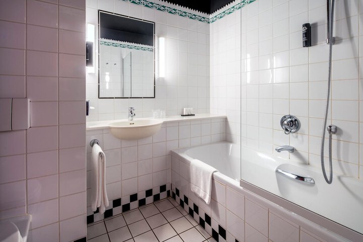 Bath Interior