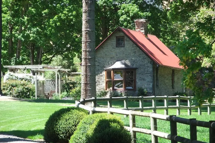 Exterior of Nokomai Valley Accommodation