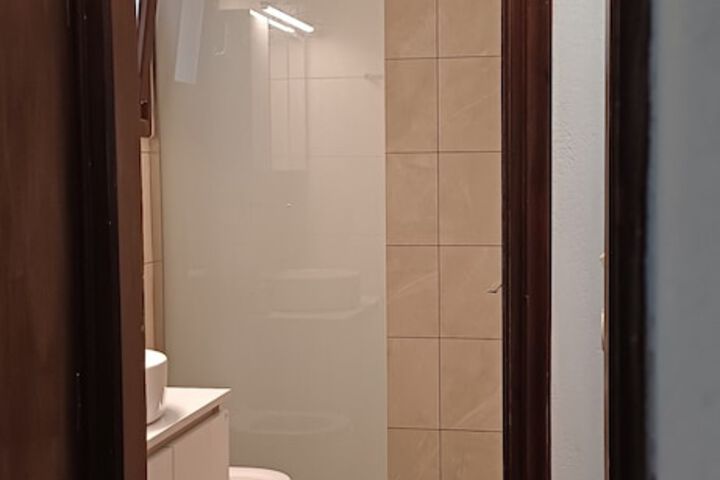 Room 35 of 79
