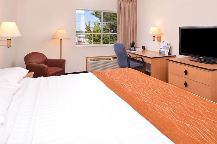 Standard | King Bed (9 of 9)