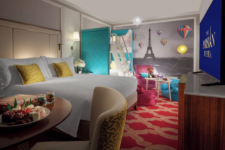 Room 10 of 49