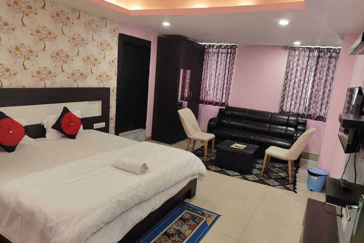 Room 34 of 48