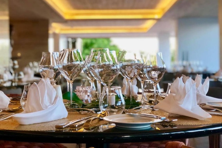 Dining 123 of 160