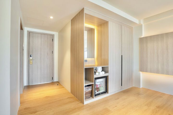 Room 28 of 125