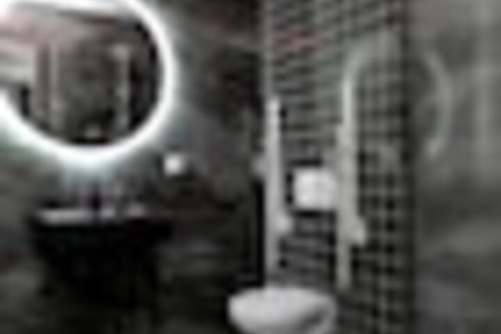 Room 200 of 219