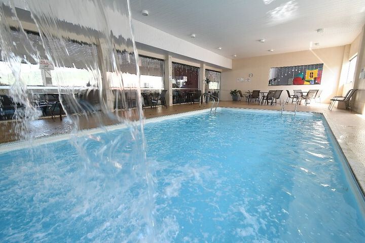 Pool 31 of 68