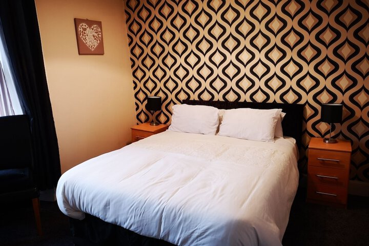 Room 7 of 30