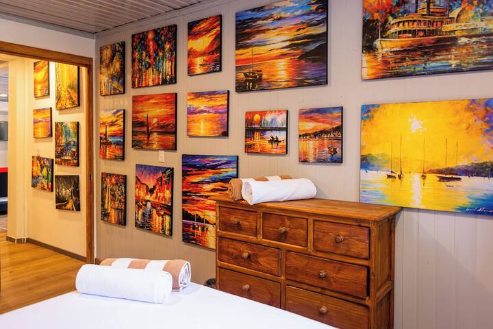 Room 12 of 74