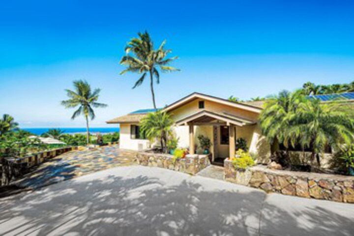 Hale Lani in Kailua-Kona, HI