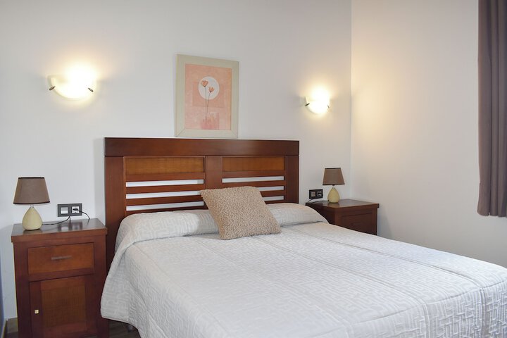 Room 12 of 69