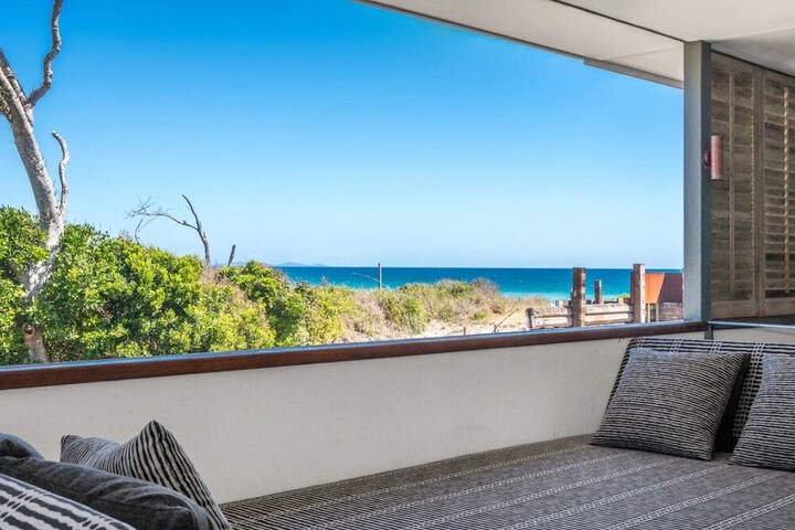 Terrace/Patio 11 of 24