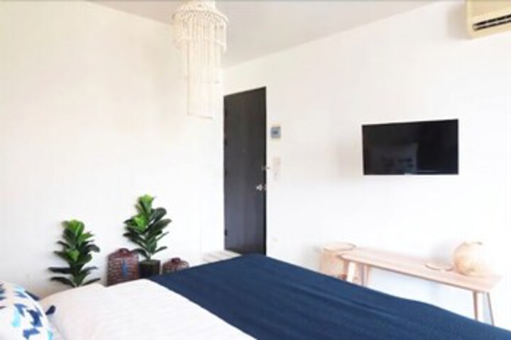 Room 44 of 66