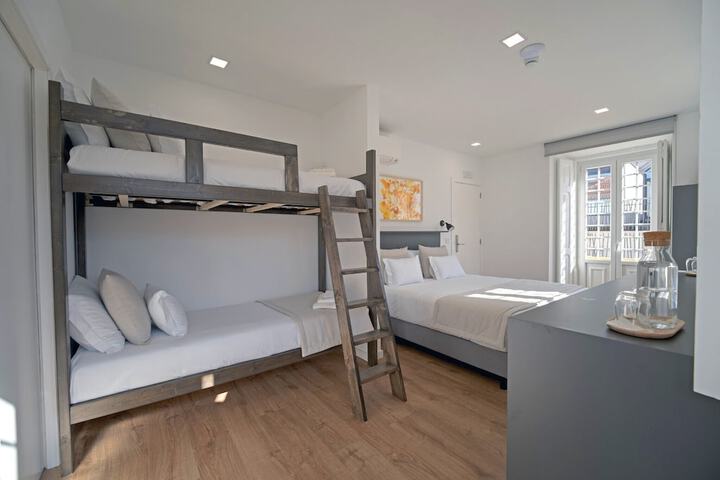 Room 18 of 41