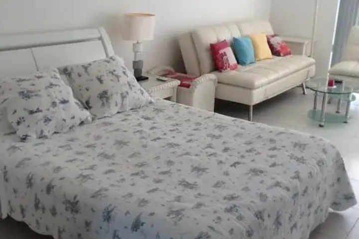Room 3 of 26