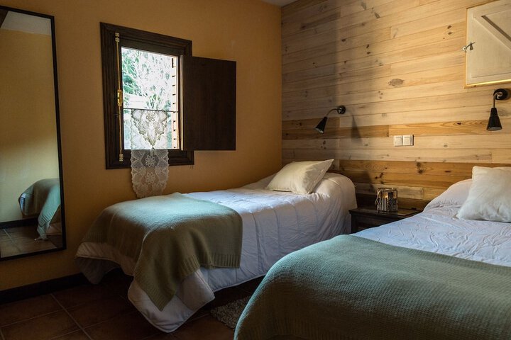 Room 4 of 15
