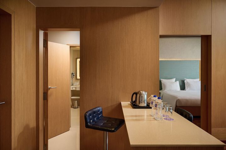 Room 14 of 87