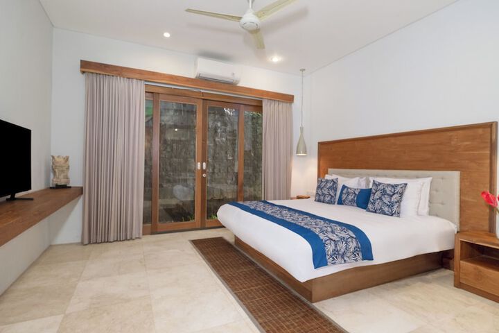 Room 8 of 41