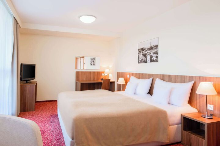 Room 21 of 84