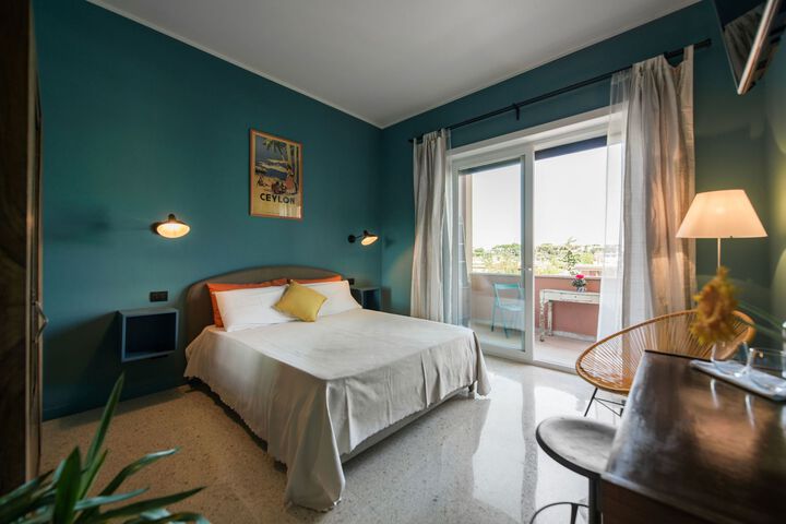 Room 15 of 26