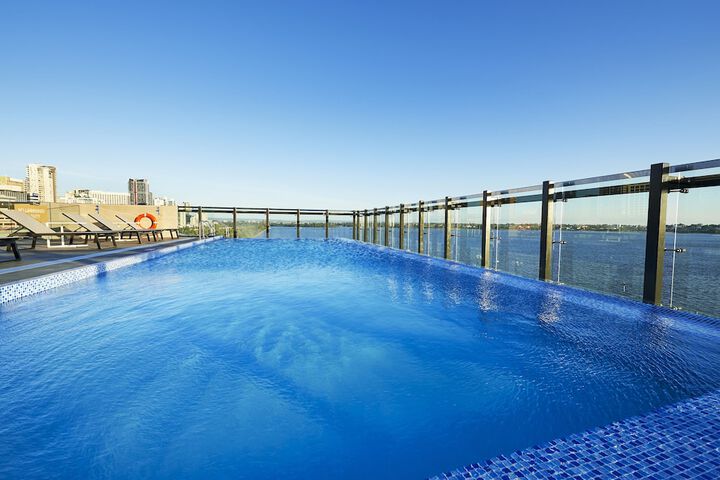 Pool 52 of 142