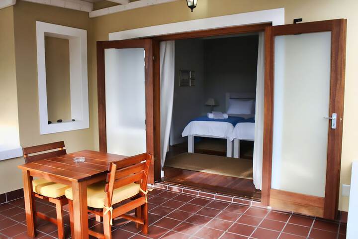 Room 2 of 34
