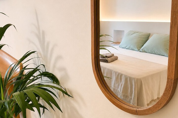 Room 5 of 29