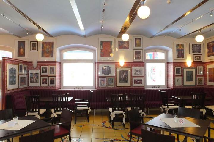 Dining Photos