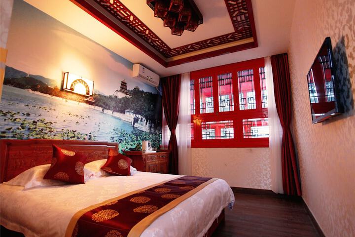 Room 10 of 31