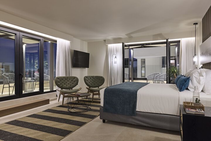 Room 31 of 103