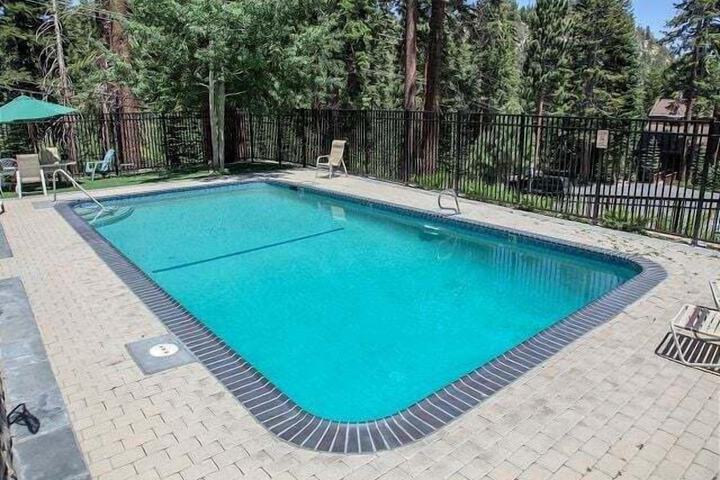 Pool 55 of 85