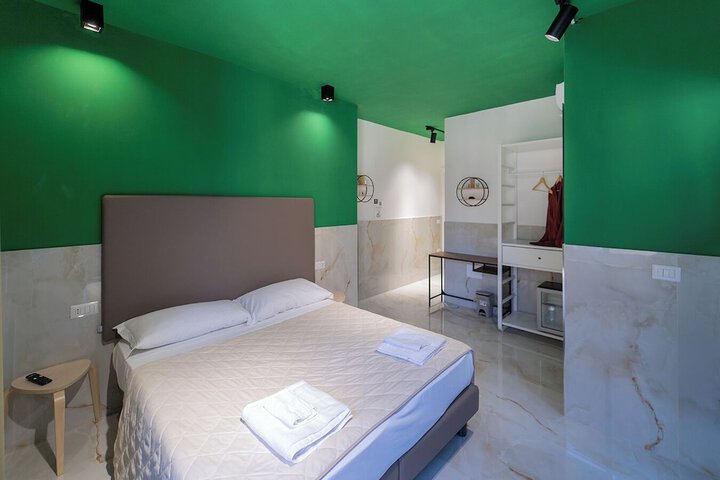Room 38 of 309