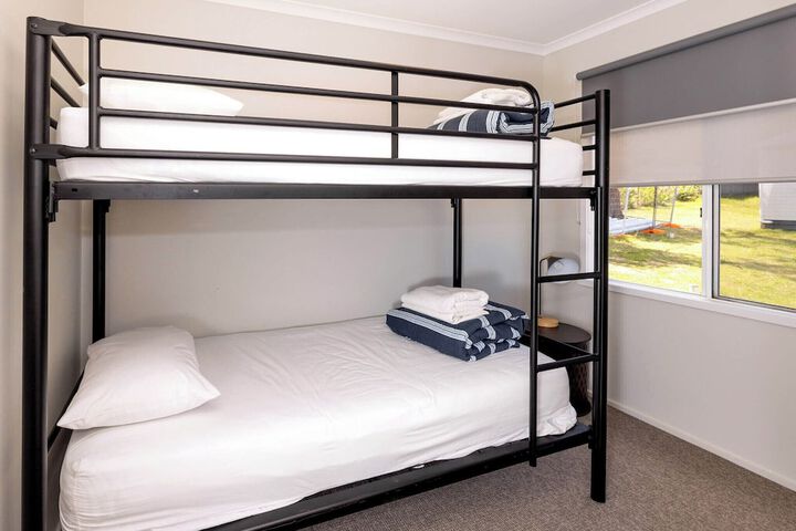 Room 104 of 169