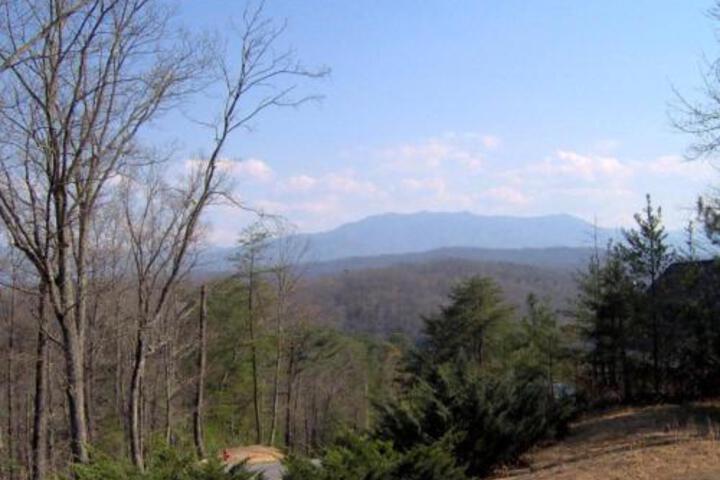 Heavens Gate in Sevierville, TN