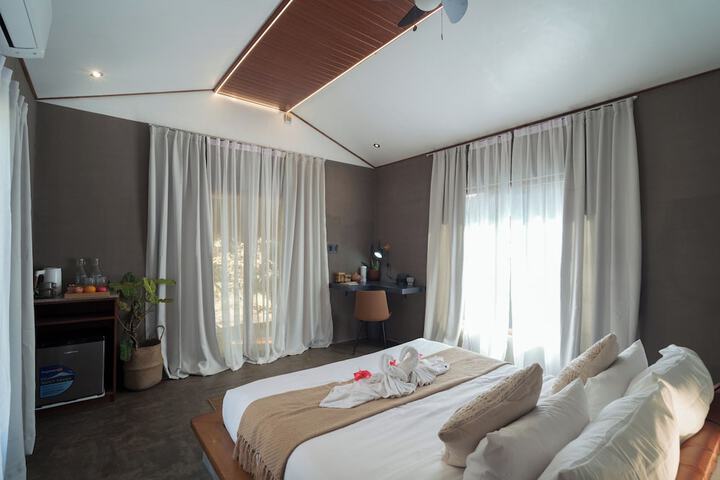 Room 4 of 45