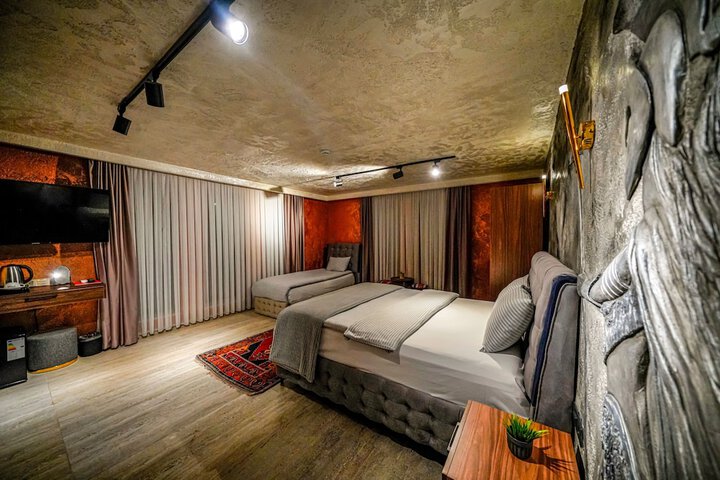 Room 63 of 244