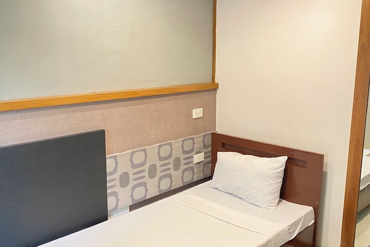 Room 45 of 51