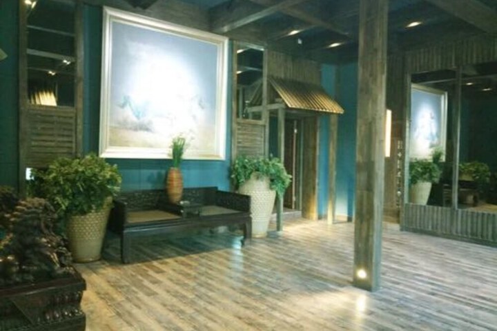 Hotel Interior 4 of 65