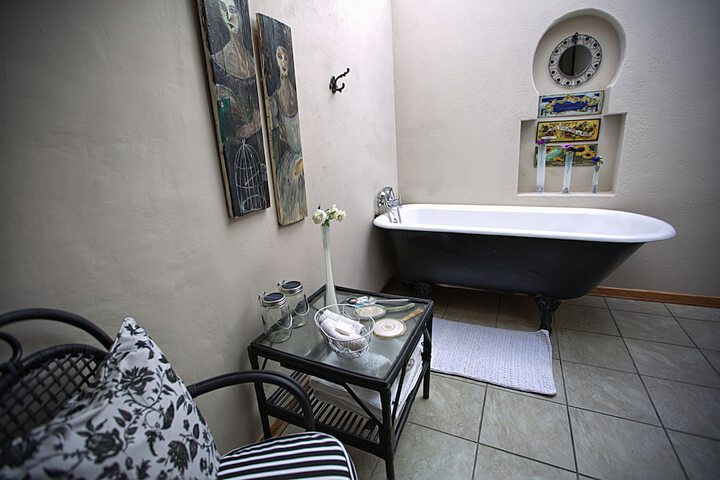 Room 18 of 31