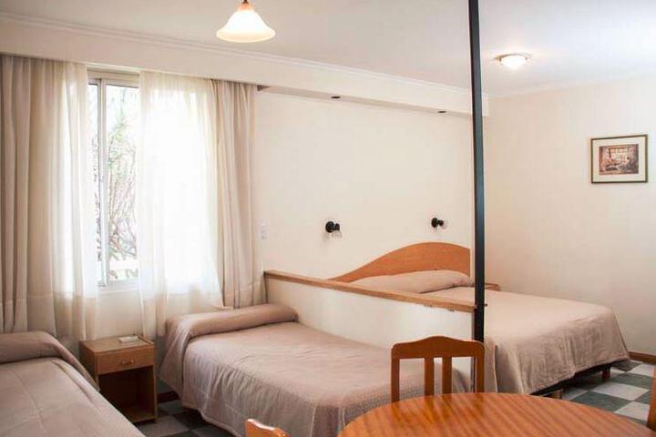 Room 13 of 34