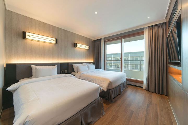 Room 41 of 111