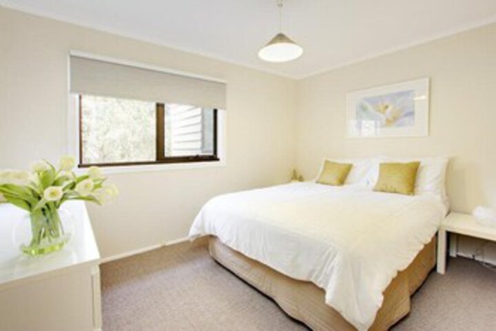 Room 11 of 21