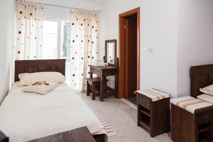Standard Suite
