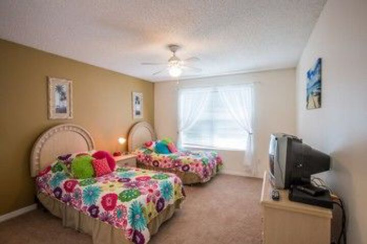Room 14 of 24