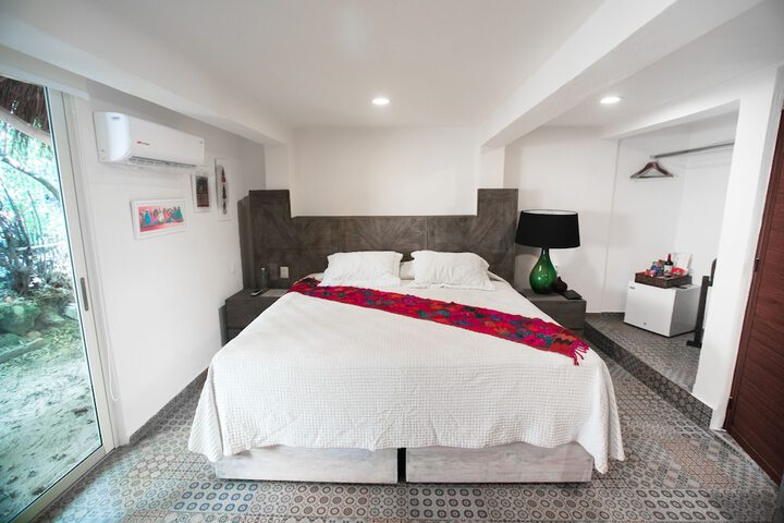 Room 9 of 55