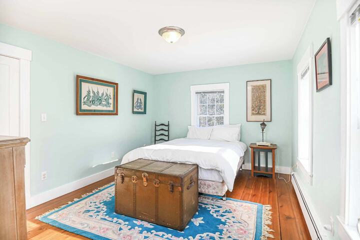 Room 3 of 38