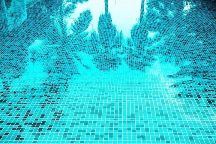 Pool 80 of 129